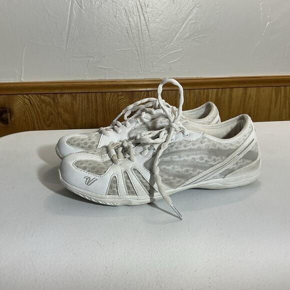 VARSITY LAST PASS CHEER SHOES WHITE Womens SIZE 7.5 - Picture 5 of 9
